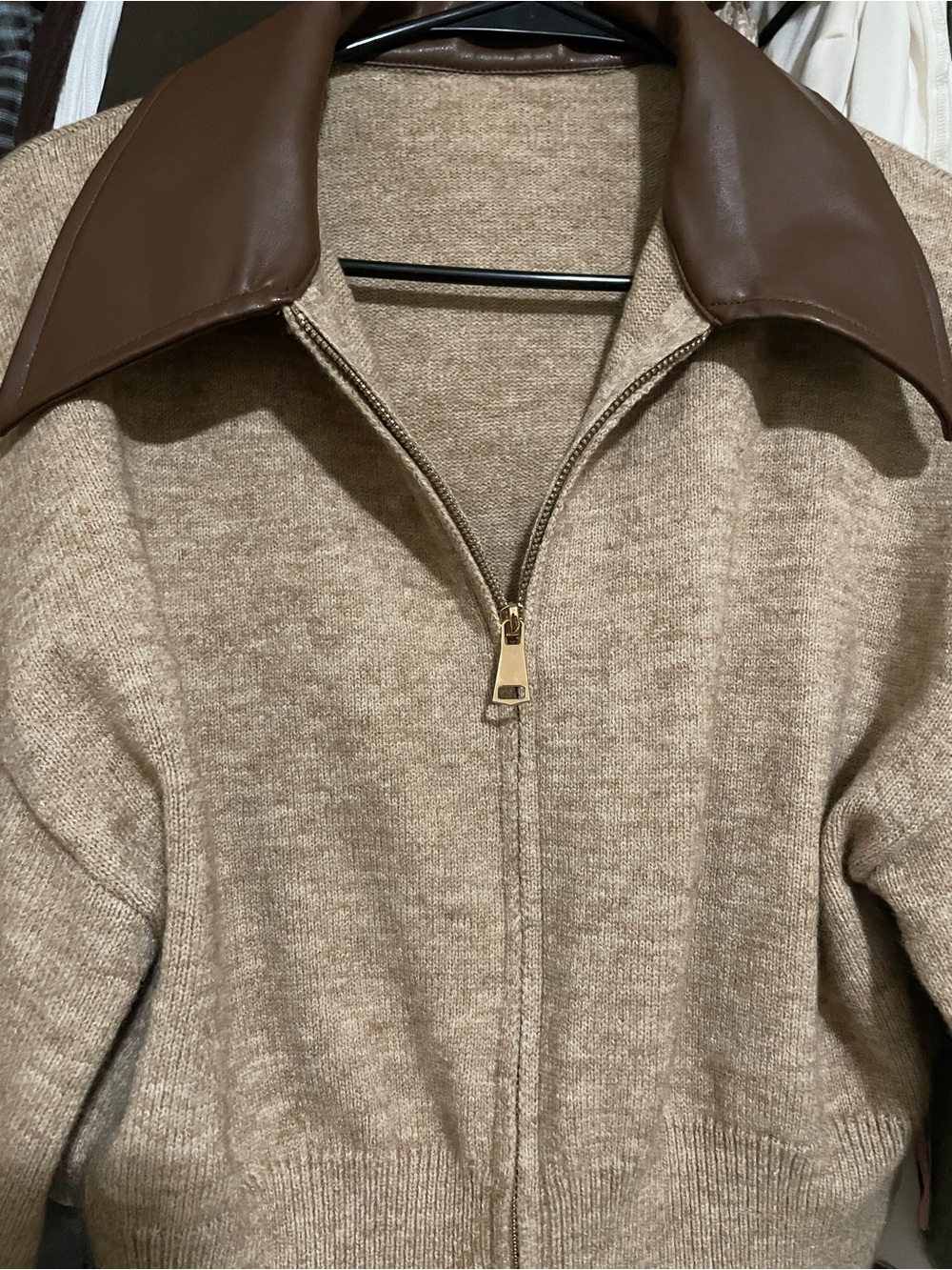Women’s Zip-Front Brown Wool-Blend Jacket with Leather Collar